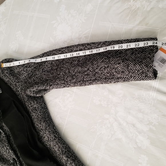 London Fog Women's Black & White Herringbone Wool Blend Coat Size S - Picture 7 of 13